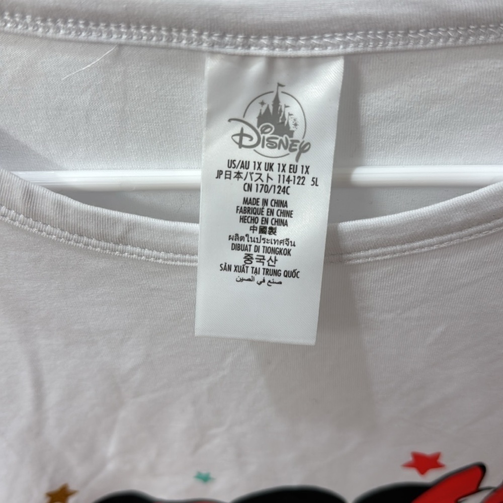 NEW Disney Mickey & Minnie Holiday Tee - Picture 3 of 9